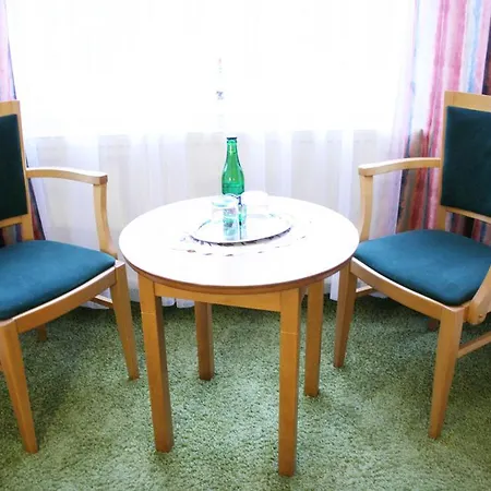 Szálloda Charlotte 4*