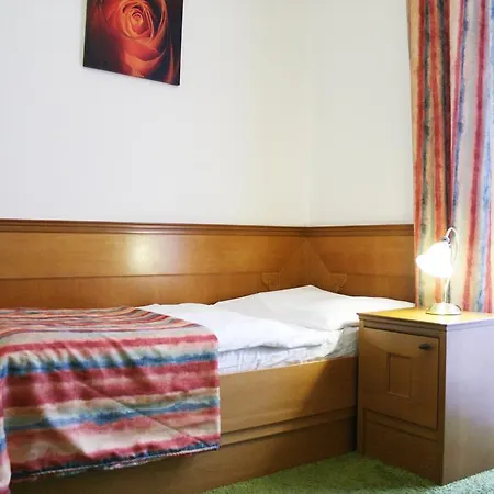 Hotel Charlotte 4*