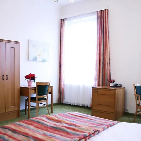 Charlotte Karlovy Vary