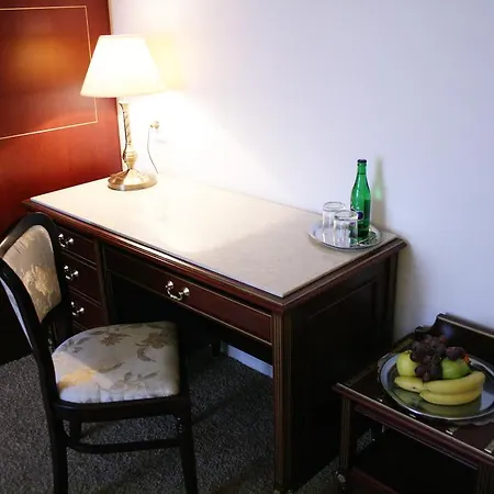 Charlotte Hotel 4*