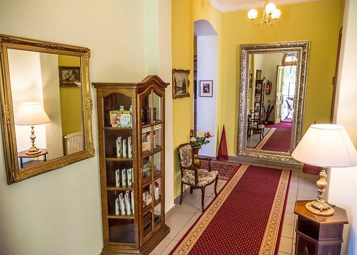 Hotel Charlotte 4*